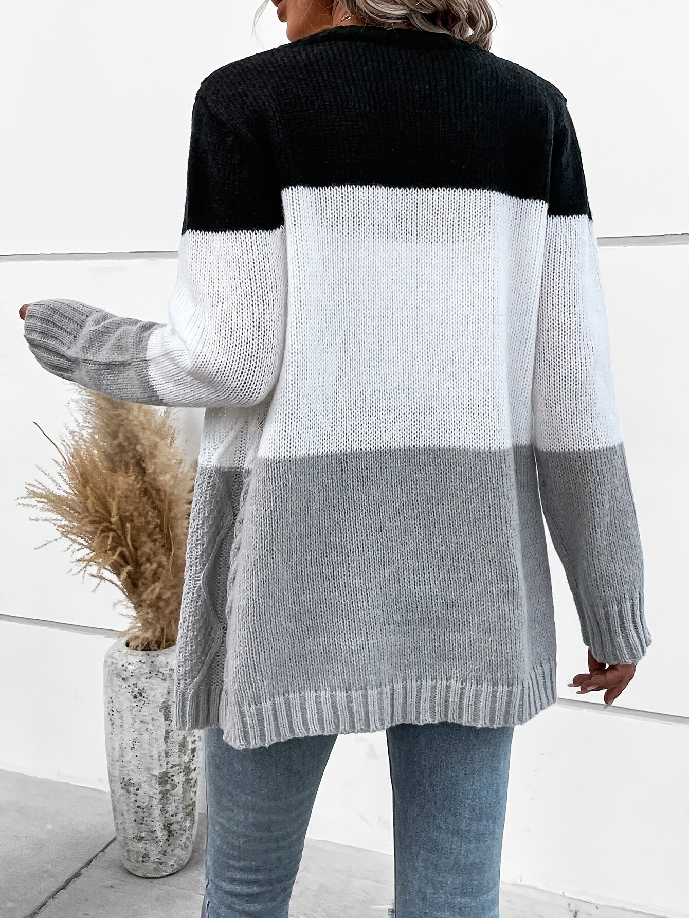 Galyra - Elegante Bicolor Cardigan van Zachte Brei