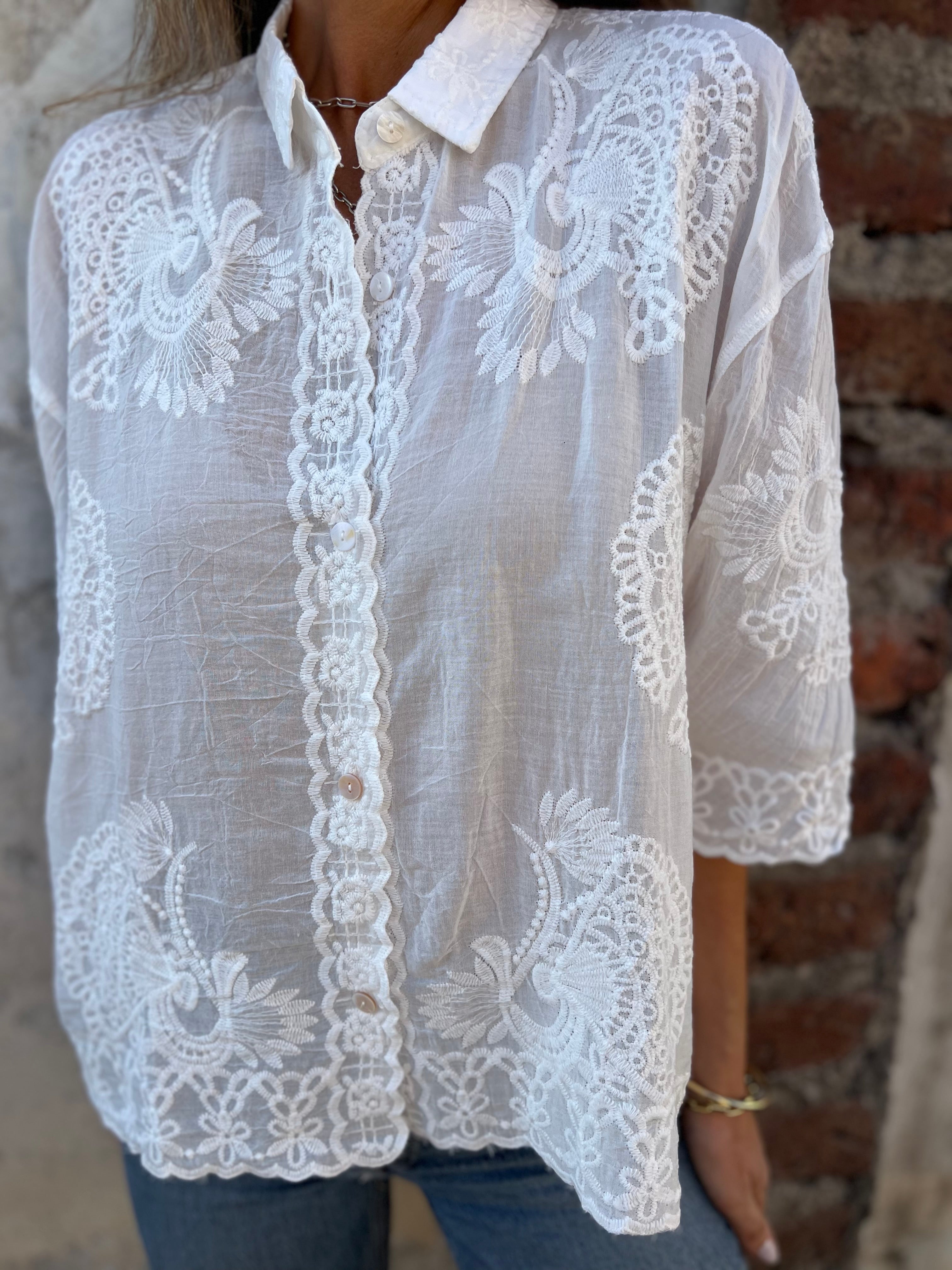 Audette - Elegante Geborduurde Kanten Blouse