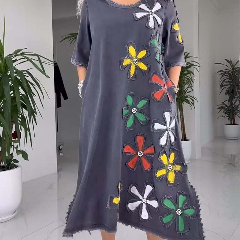 Kalena - Casual jurk met ronde halslijn en bloemenprint