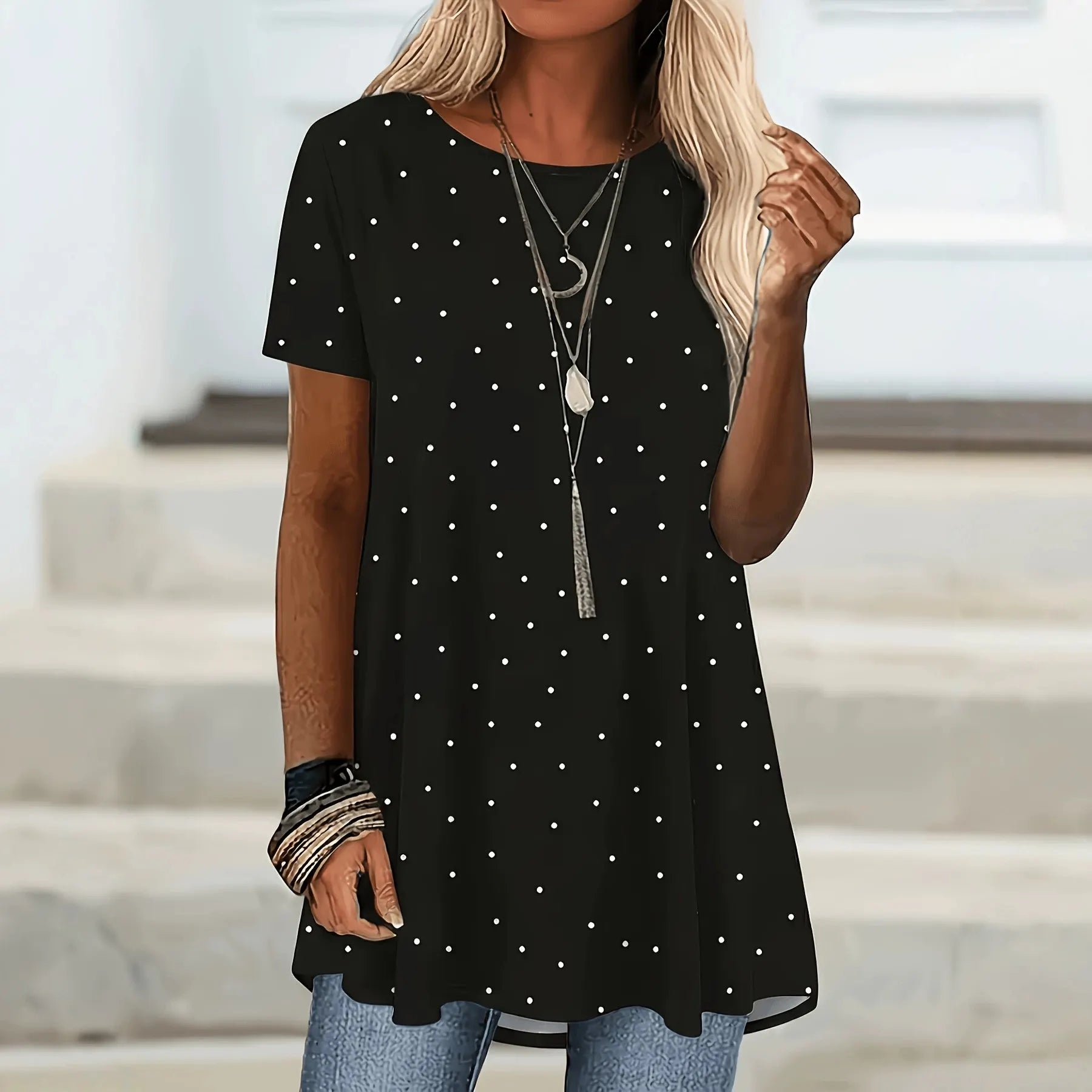 Glysselle - Dames blouse in het wit met stippen en korte mouwen