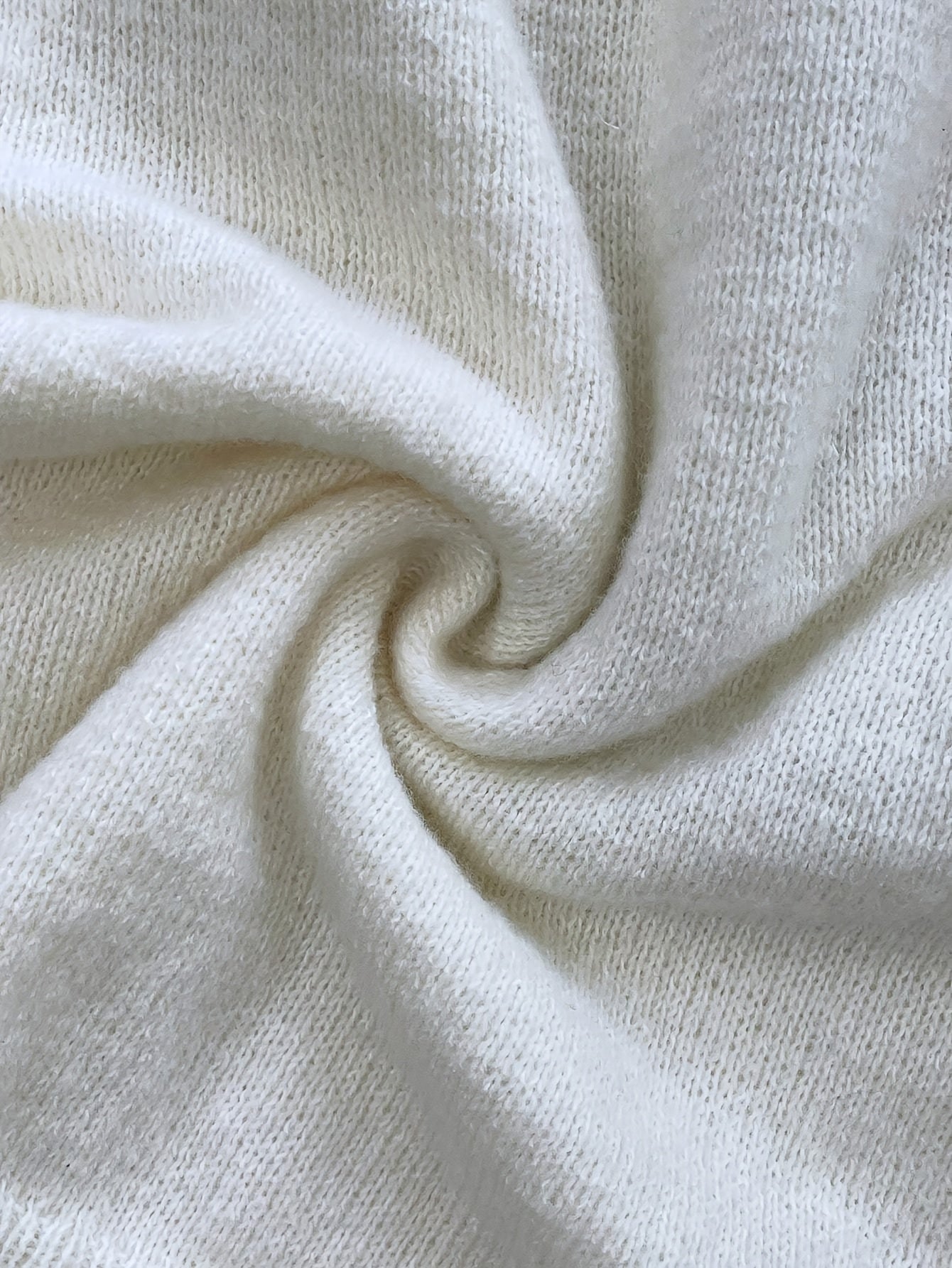 Koryelle - Elegante V-hals Glanzende Hart Trui