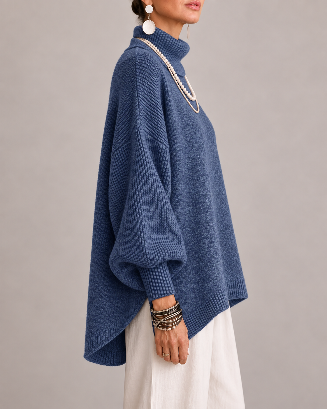 Olympe - Oversized col roulé dames met geribbelde mouwen