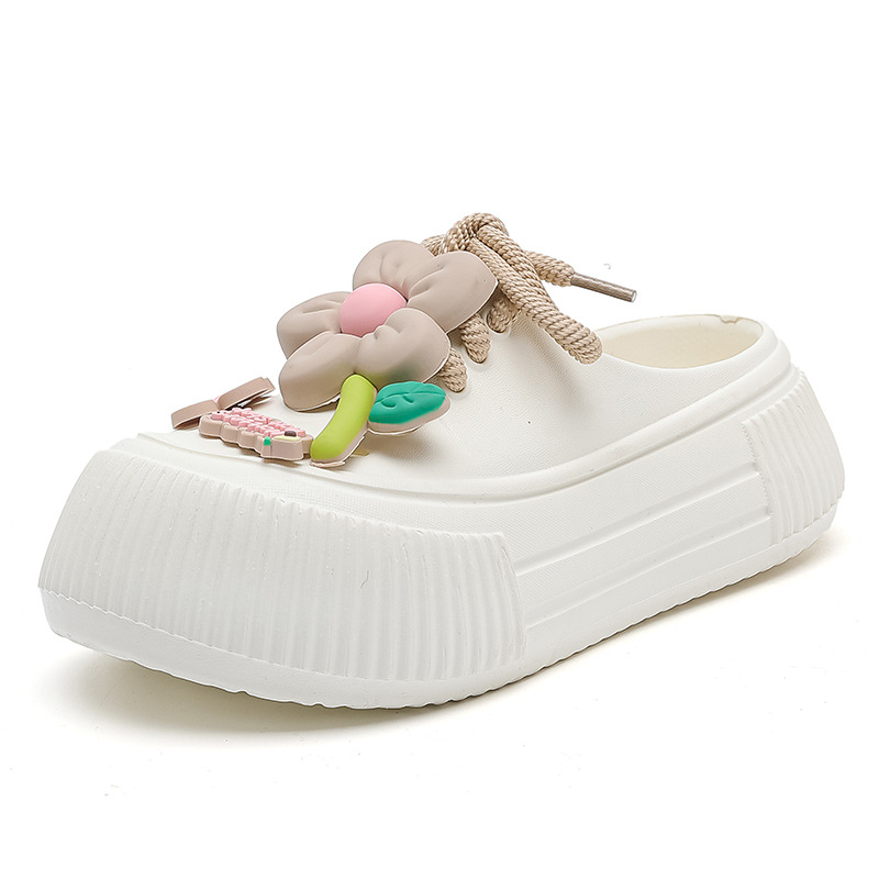 Auralie - Ademende pantoffels met bloemendecoratie