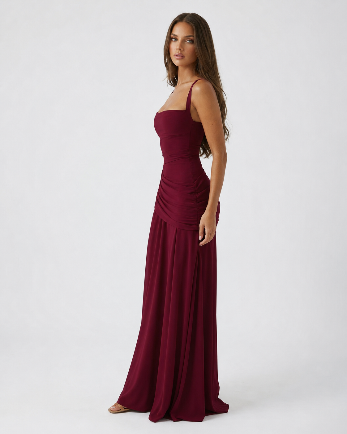 Noreia - Maxi jurk voor dames met een vierkante halslijn en strikdetail op de rug