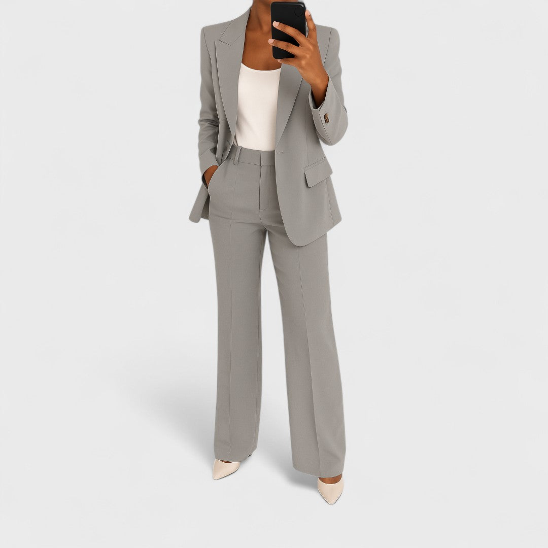 Marlou - Damespak met blazer en wijde broek