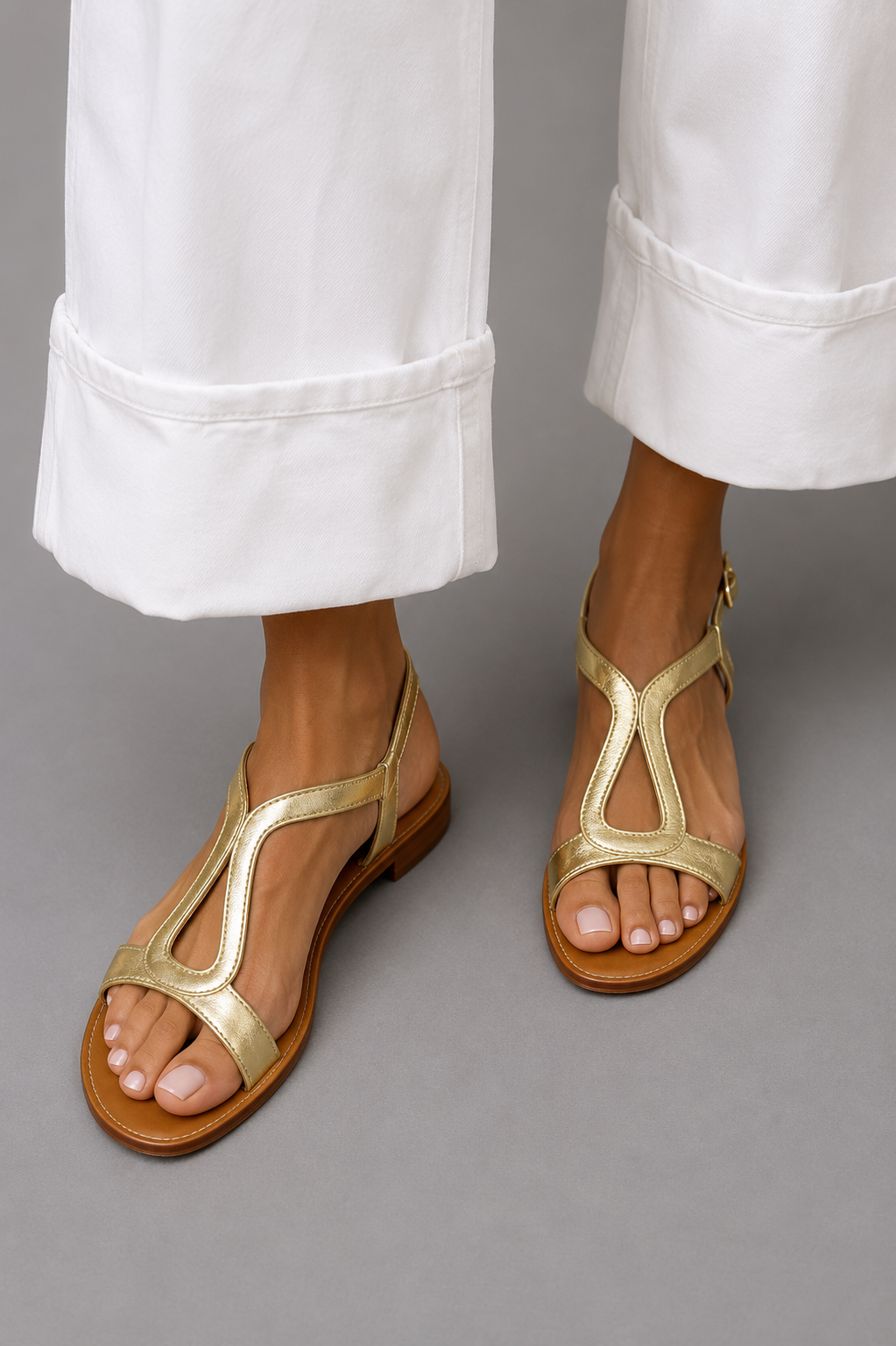 Noreya - Dames sandalen van goudkleurig leer met open band