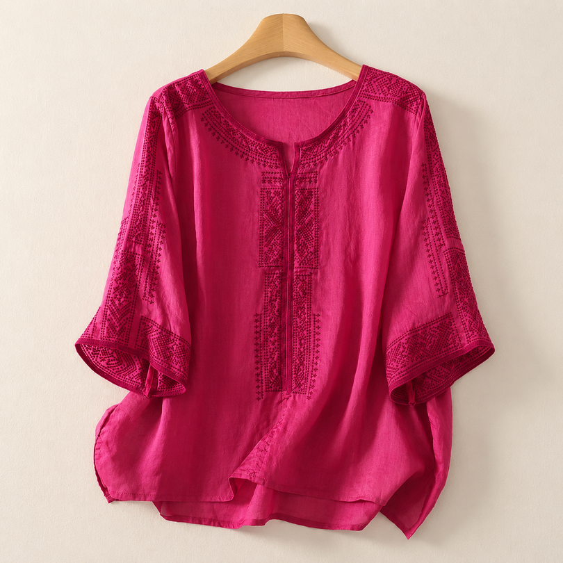 Prune - Damesblouse van geborduurd linnen met driekwartmouwen