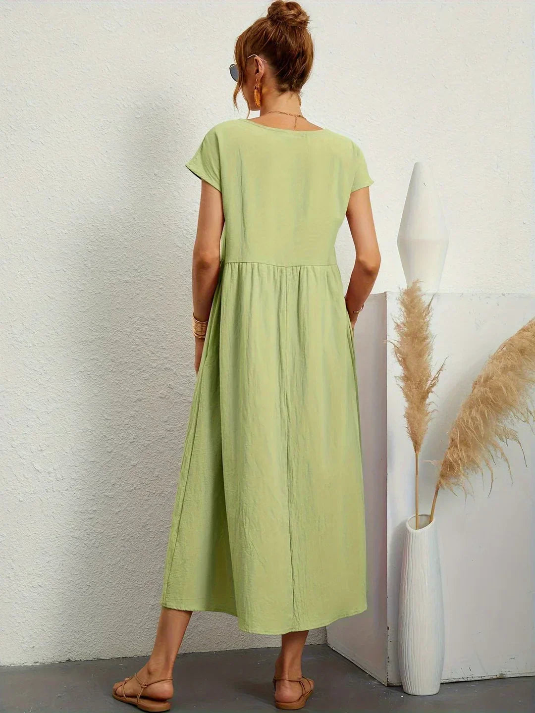 Quessara - Casual Midi Jurk met Vloeiende Snit