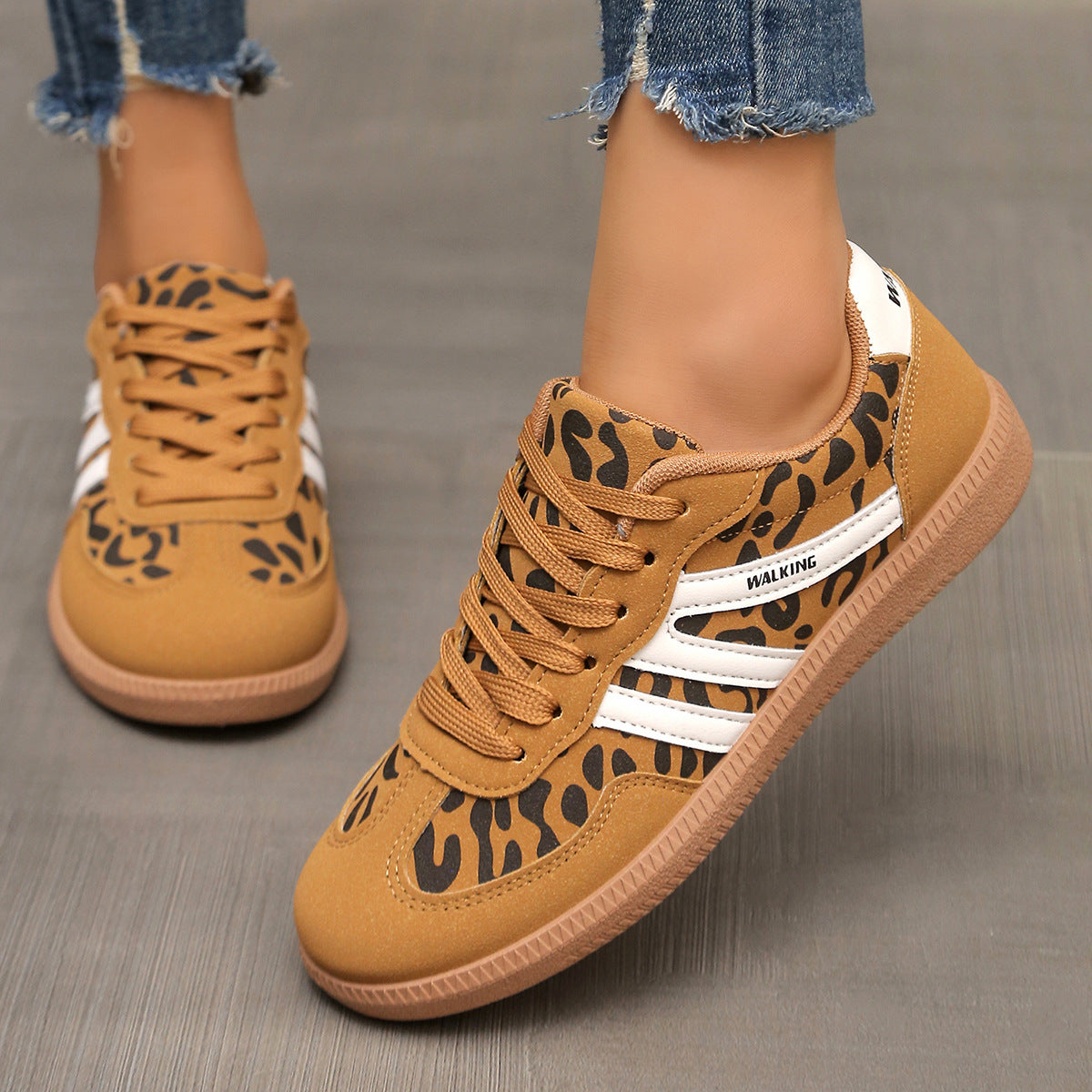 Clementine - Comfortabele damessneakers met ondersteuning van de voetboog