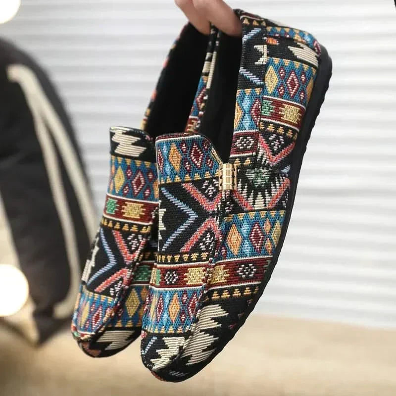 Mathis - Comfortabele heren mocassins met etnisch patroon