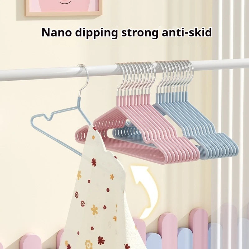 Nano Trace - Cintres antidérapants gratuits pour enfants, porte-vêtements pour bébé enduit de vinyle épaissi, cintres multicolores pour vêtements pour tout-petits