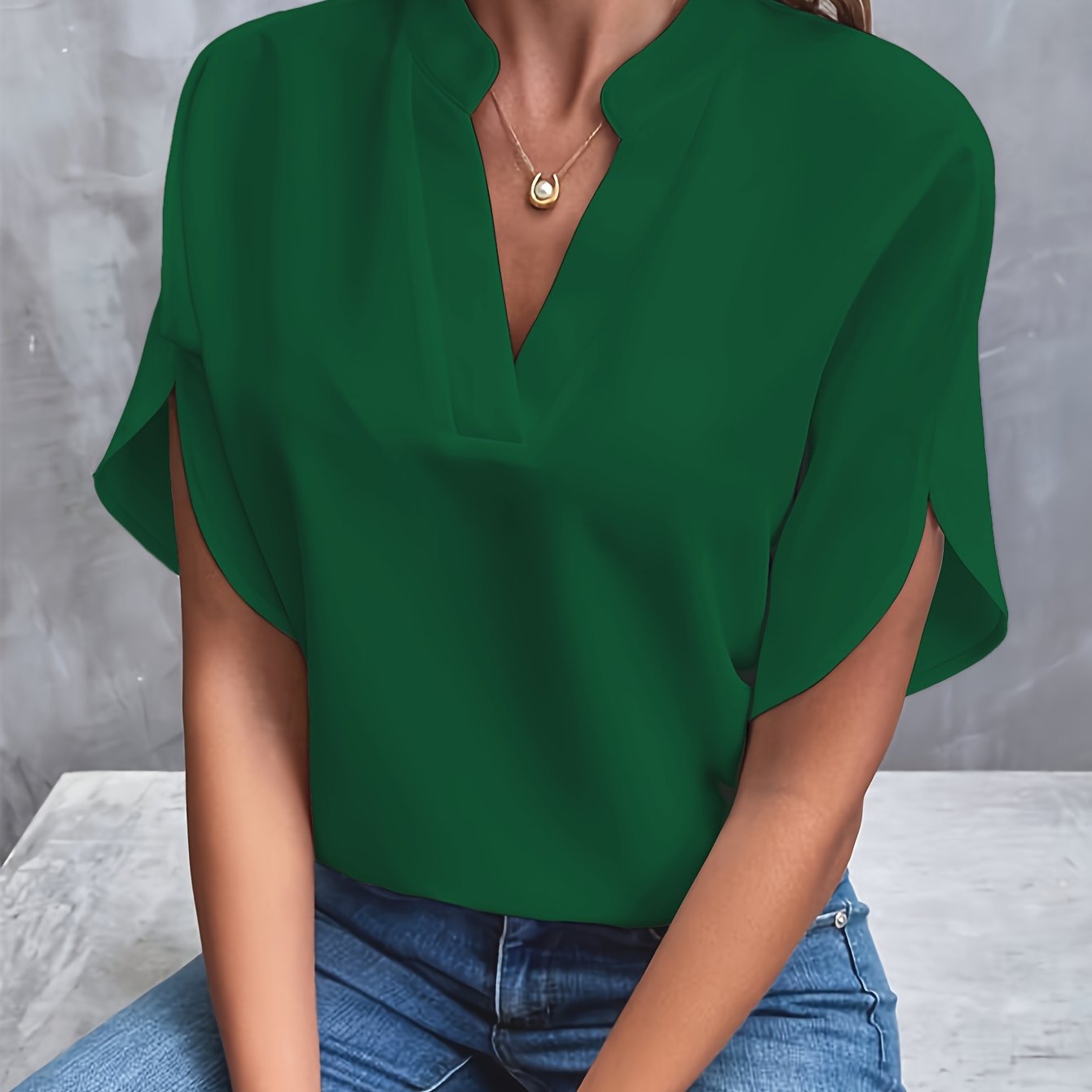 Kiana - Blouse Unicolore met Col en V