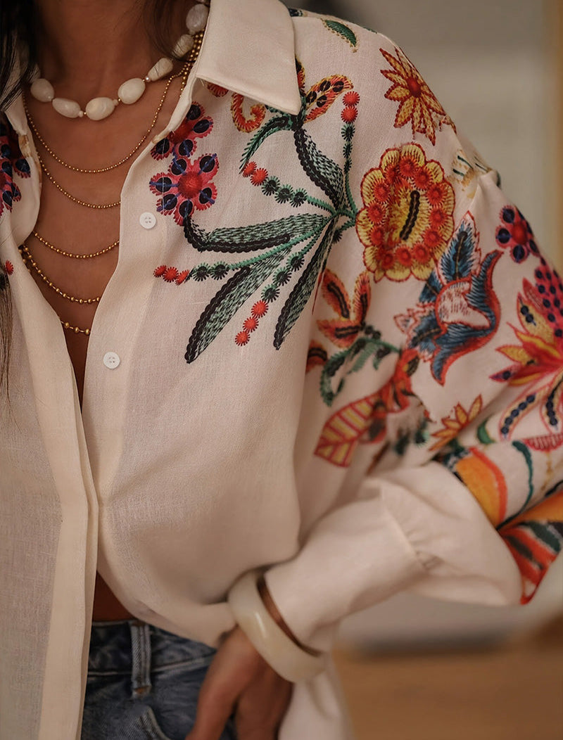 Fabienne - Bloemenhemd met borduursels – Een vleugje Middellandse Zee in elk detail