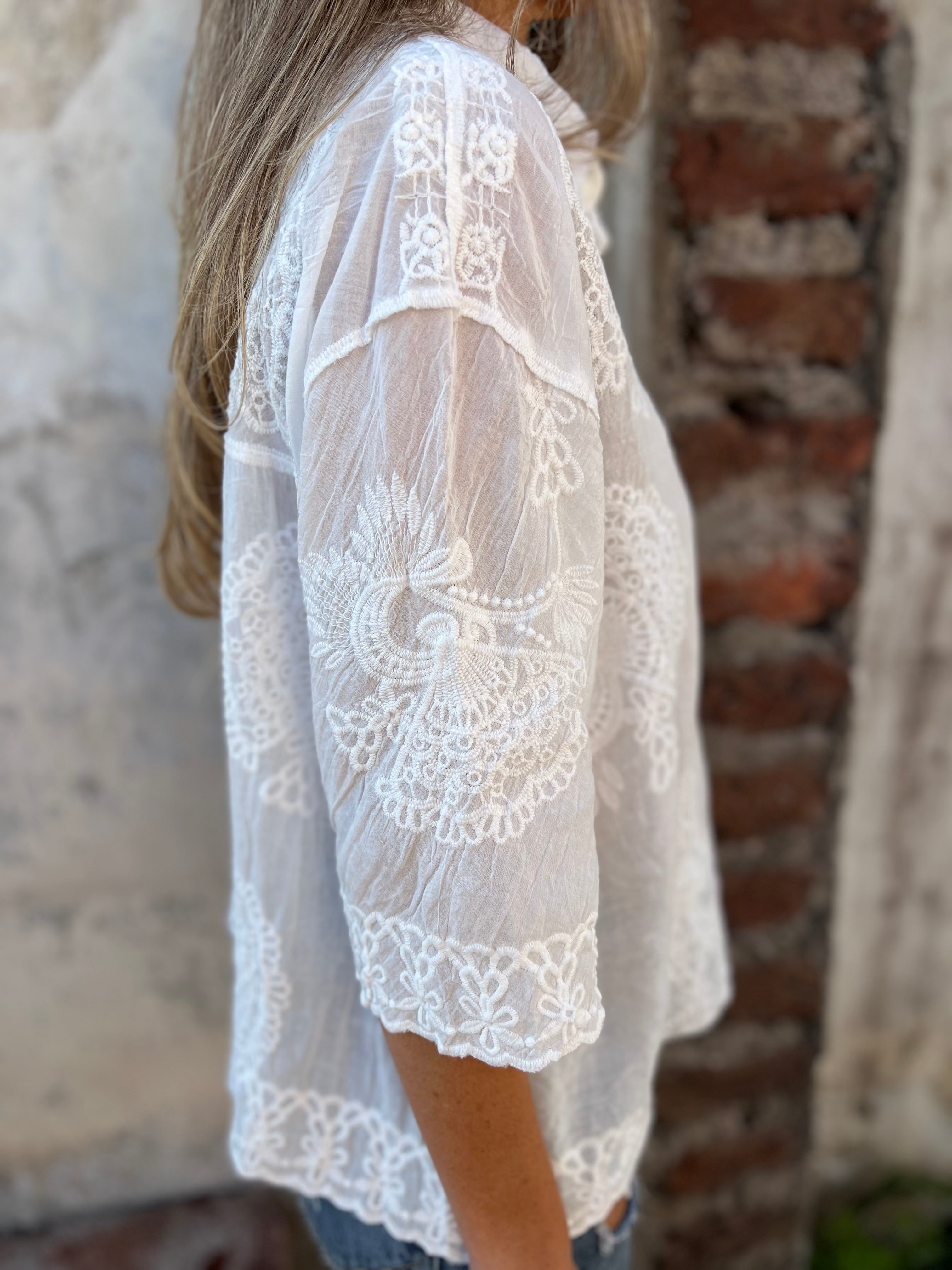 Audette - Elegante Geborduurde Kanten Blouse