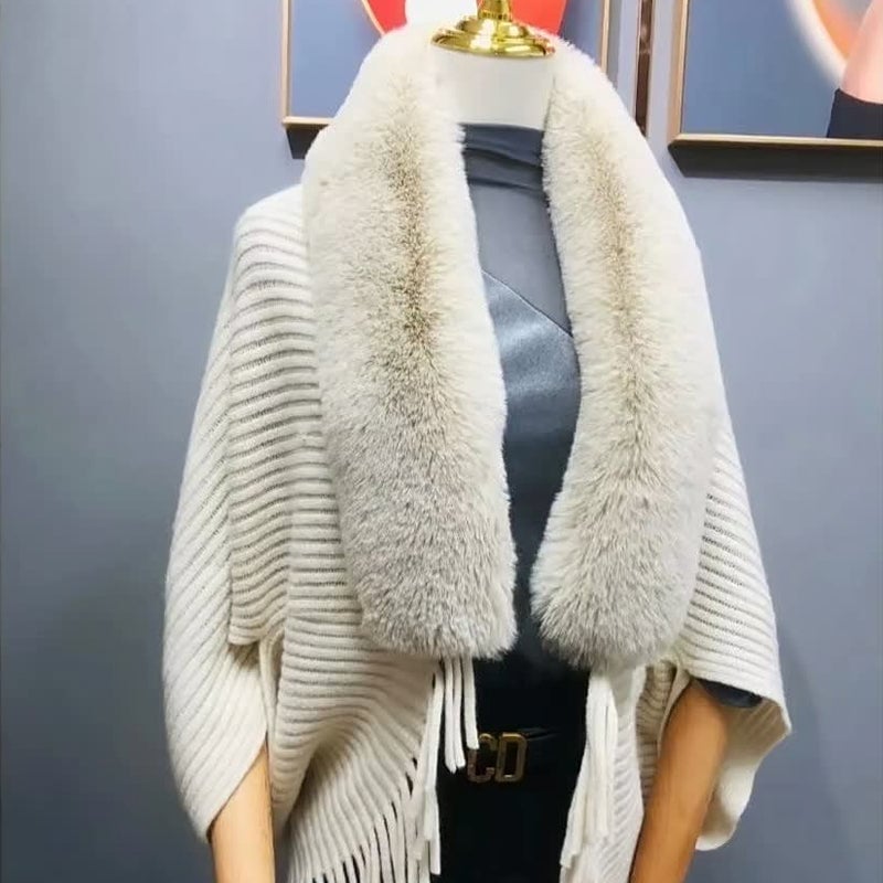 Martine - Elegante poncho voor een luxueuze winter