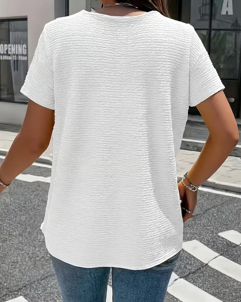 Syzelle - Dames t-shirt met ronde hals textuur korte mouwen elegante decoratieve knopen