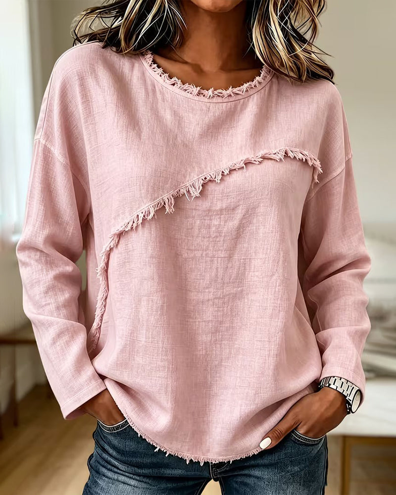 Zora - Damesbloes in roze met asymmetrische ronde hals en franjes