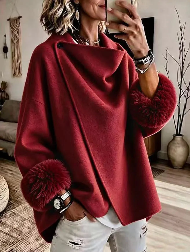 Lammie - Dames drapeerjas met faux fur manchet