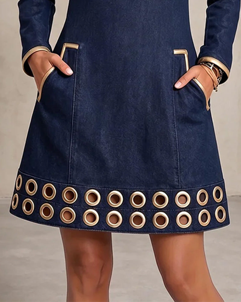 Henrike - Korte denim jurk voor dames met ritskraag en decoratieve oogjes
