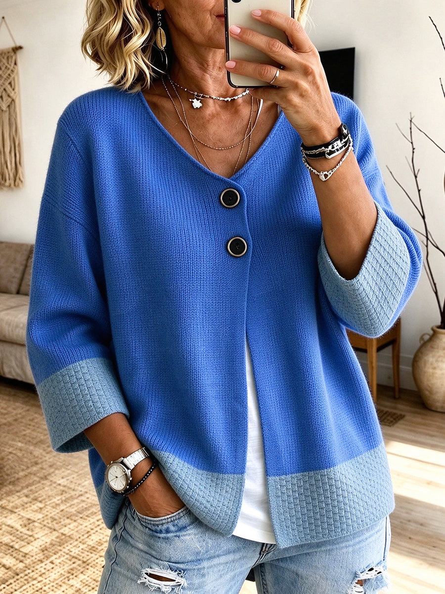 Geerke - Dames bicolor gebreide cardigan met V-hals en decoratieve knopen