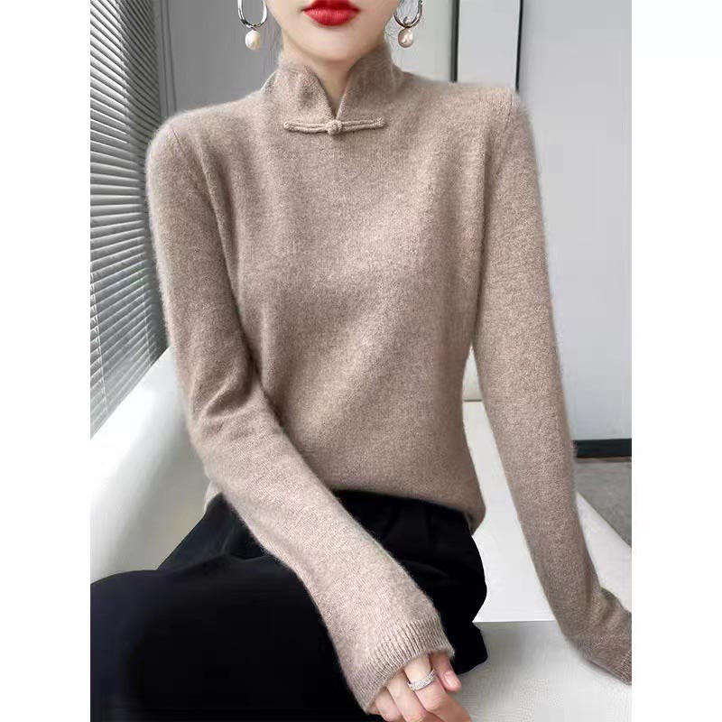Jovienna - Elegante Wintertrui met Hoge Kraag en Vintage Sluiting