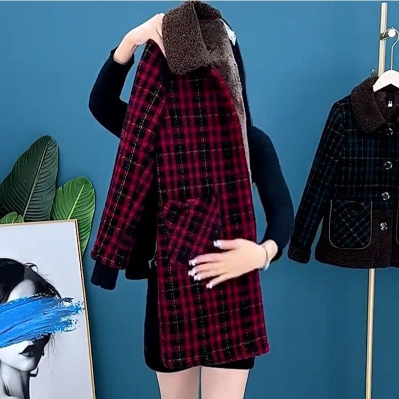 Mia - Chic en Comfortabele Middellange Pluchen Jas