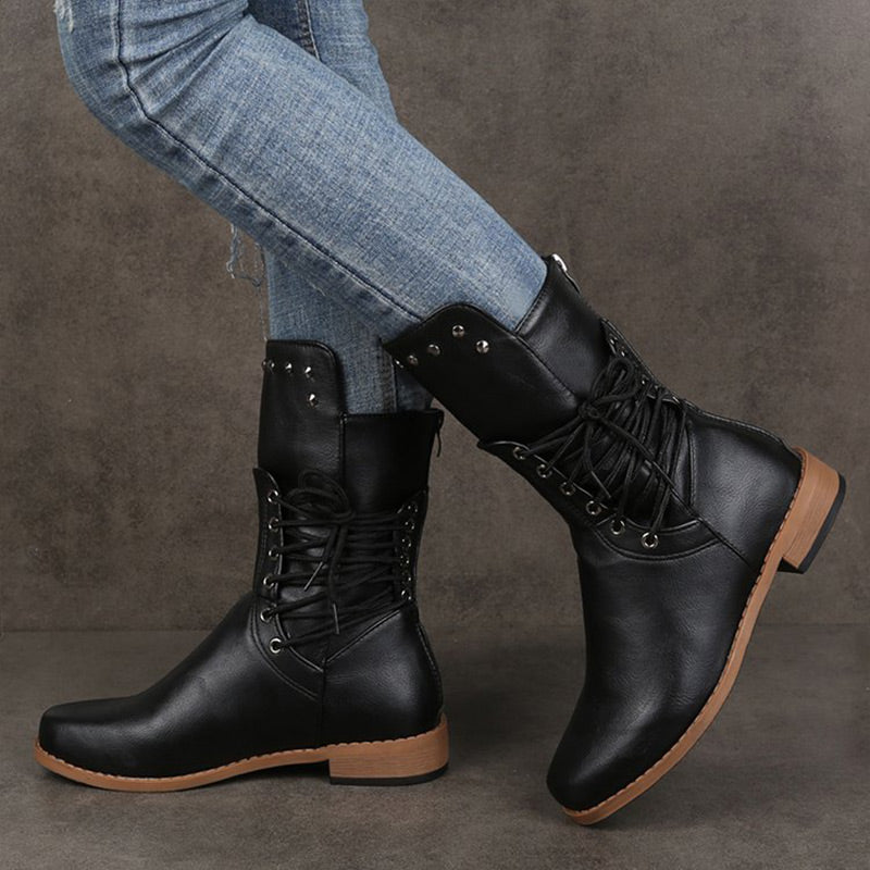 Cléonie - Dames enkellaarsjes met veters en ronde neus met decoratieve studs