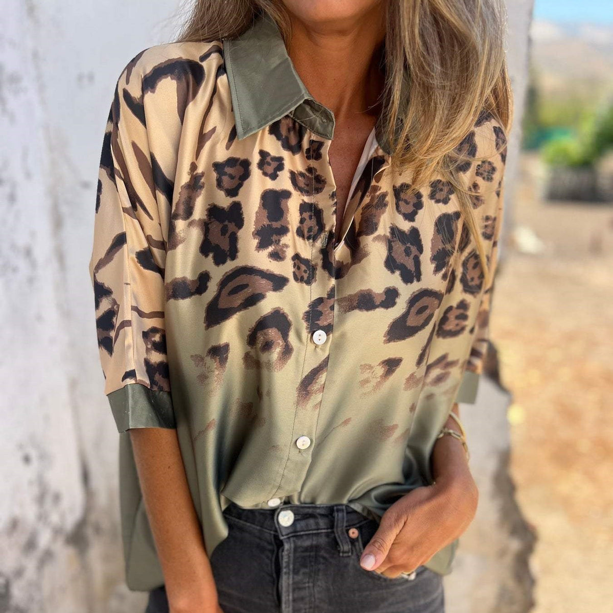 Marthe - Dames blouse met luipaardprint