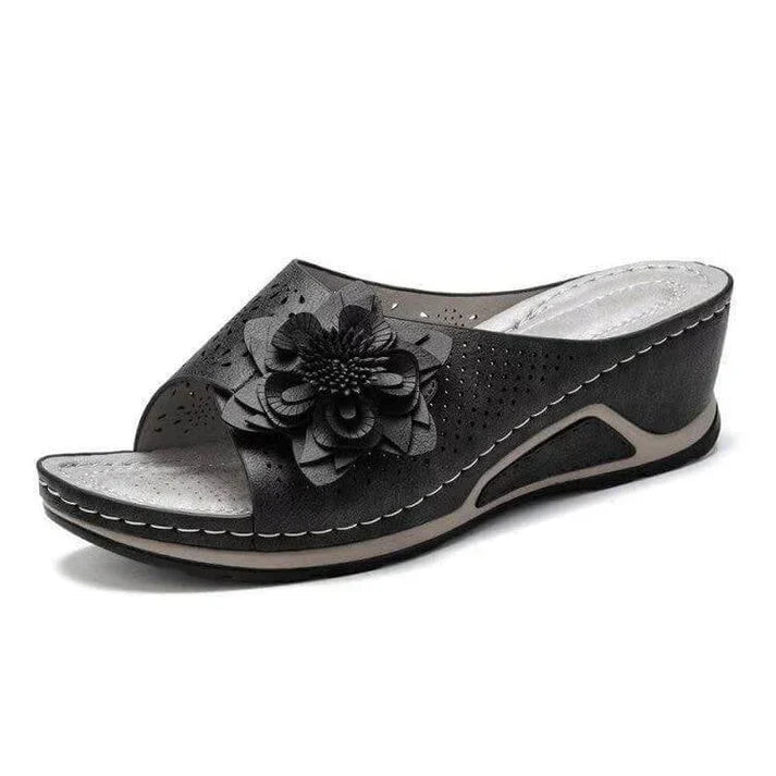 Gavrielle - Zachte Leren Sandalen Met Ondersteuning Voor De Voorkant