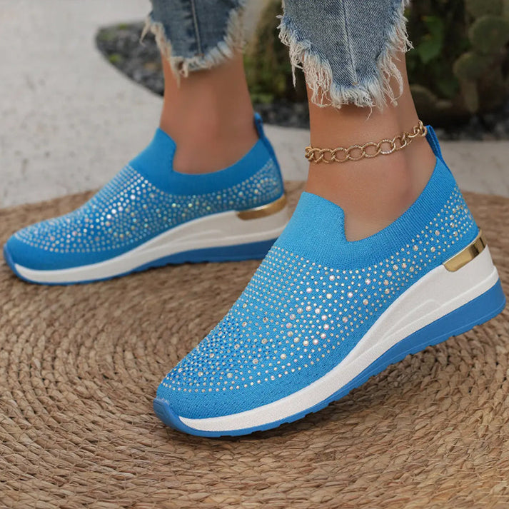 Azelisse - Dames instappers met strass en plateauzool