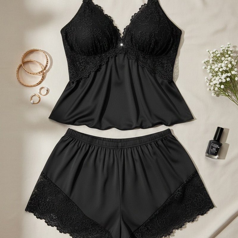 Kirexa - Dames pyjama set met kanten top met spaghettibandjes en elegante luchtige short